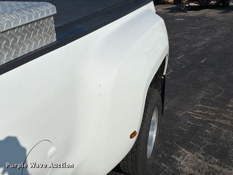 image for item FT6128 2019 GMC Sierra 3500HD SLE Crew Cab pickup truck