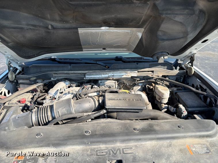 image for item FT6128 2019 GMC Sierra 3500HD SLE Crew Cab pickup truck