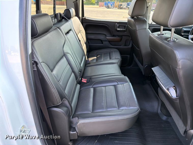 image for item FT6129 2017 GMC Sierra 2500HD Denali Crew Cab pickup truck
