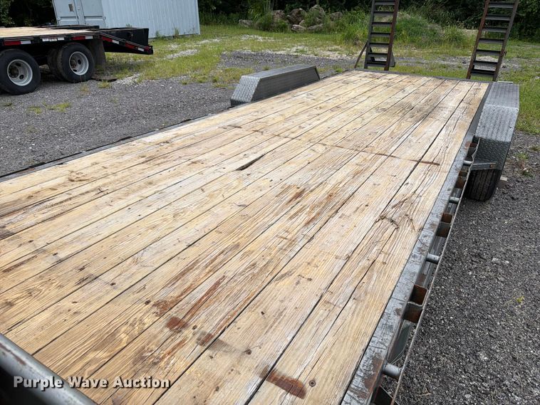 image for item FT6135 2015 Roadclipper Enterprises, Inc. 18EEQ equipment trailer