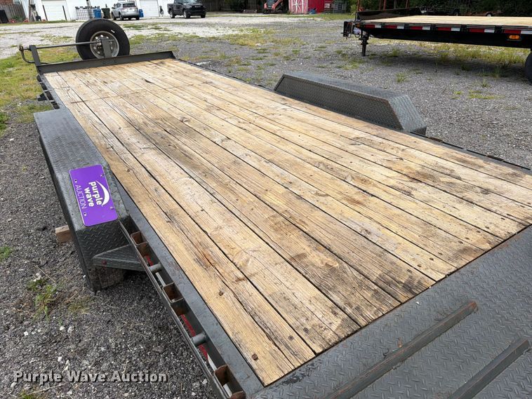 image for item FT6135 2015 Roadclipper Enterprises, Inc. 18EEQ equipment trailer