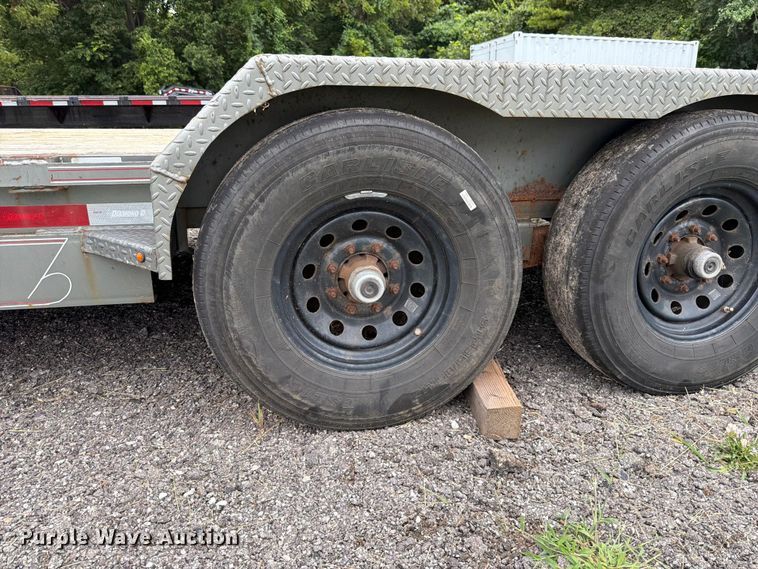 image for item FT6135 2015 Roadclipper Enterprises, Inc. 18EEQ equipment trailer