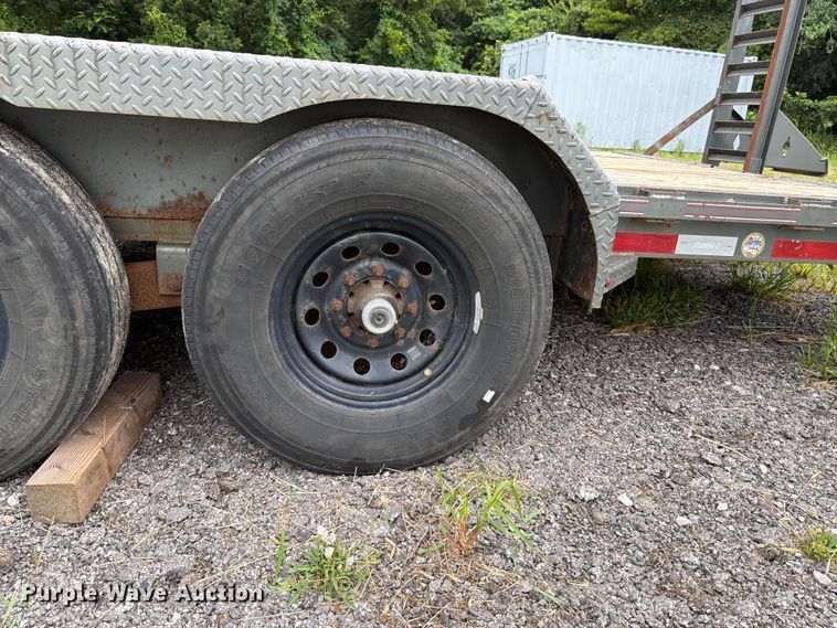 image for item FT6135 2015 Roadclipper Enterprises, Inc. 18EEQ equipment trailer
