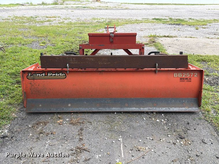 image for item FT6136 Land Pride BB2572 box blade