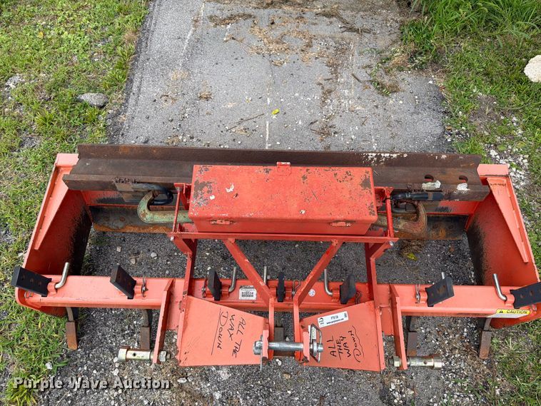 image for item FT6136 Land Pride BB2572 box blade