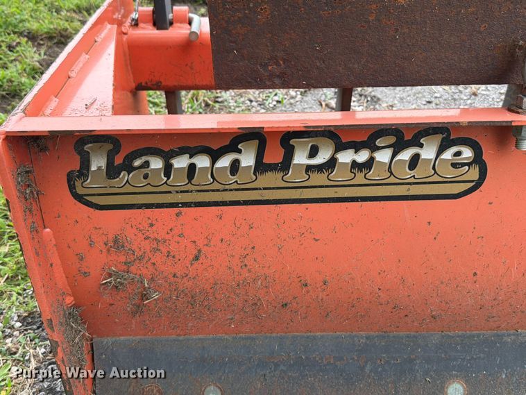 image for item FT6136 Land Pride BB2572 box blade