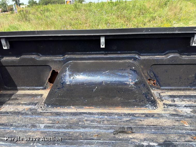 image for item FT6141 2002 Chevrolet S10 LS Ext. Cab pickup truck