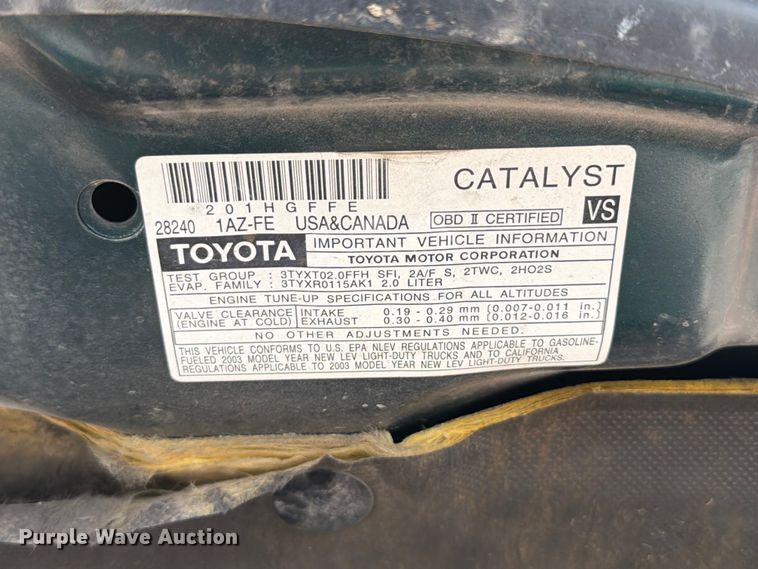 image for item FT6142 2003 Toyota RAV4 SUV