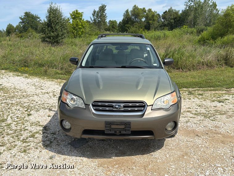 image for item FT6143 2006 Subaru Outback SUV