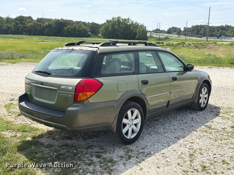 image for item FT6143 2006 Subaru Outback SUV