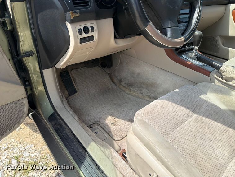 image for item FT6143 2006 Subaru Outback SUV