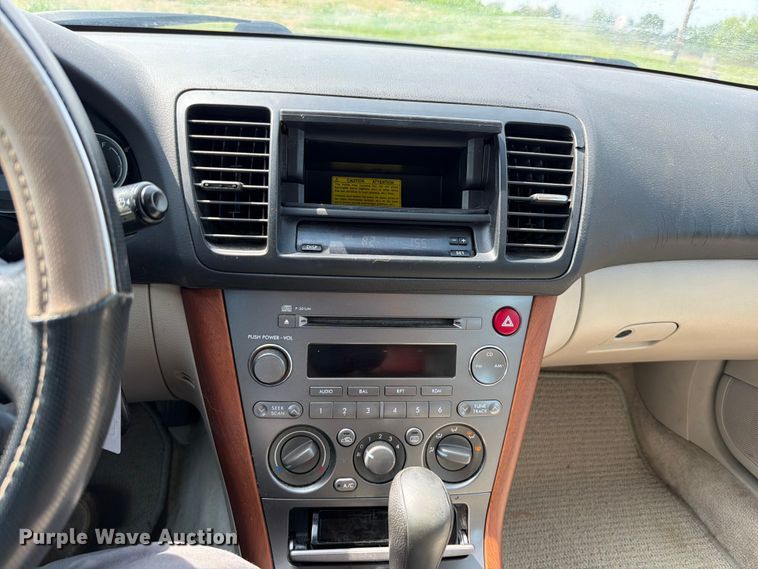 image for item FT6143 2006 Subaru Outback SUV