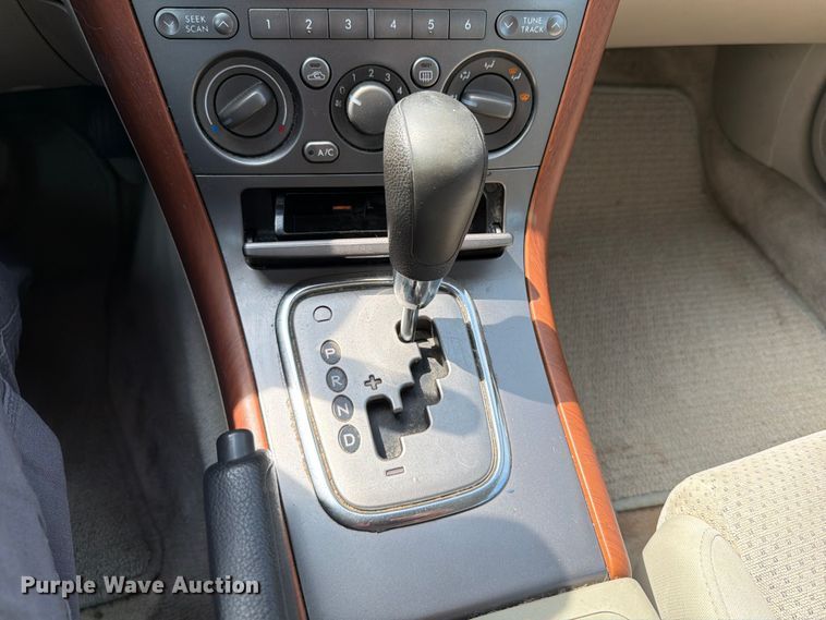 image for item FT6143 2006 Subaru Outback SUV
