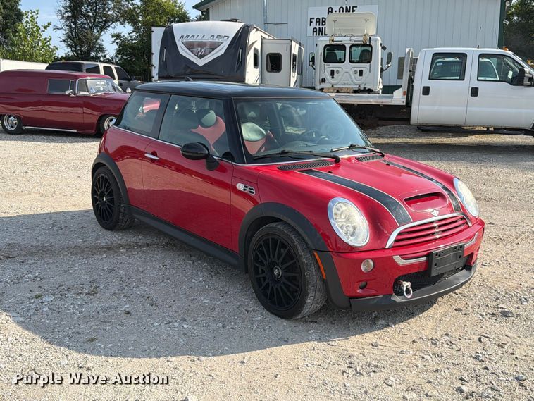 image for item FT6144 2006 Mini Cooper S 