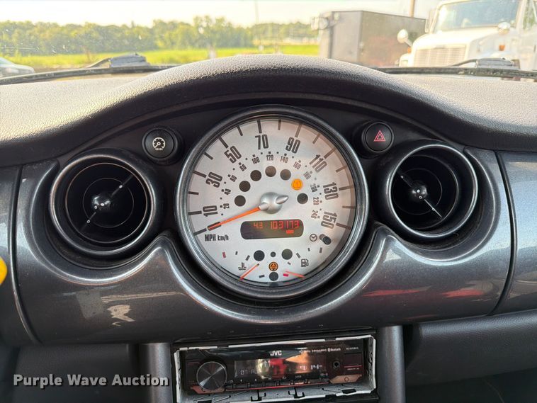 image for item FT6144 2006 Mini Cooper S 
