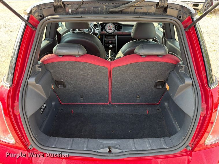 image for item FT6144 2006 Mini Cooper S 
