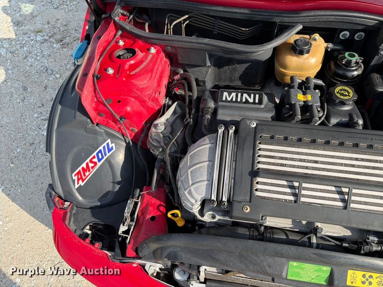 image for item FT6144 2006 Mini Cooper S 