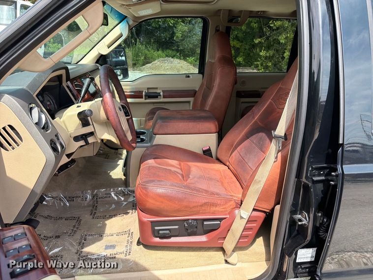 image for item FT6145 2008 Ford F250 Super Duty Lariat King Ranch Crew Cab pickup truck