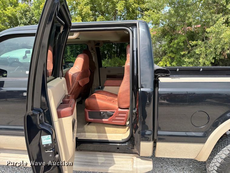 image for item FT6145 2008 Ford F250 Super Duty Lariat King Ranch Crew Cab pickup truck