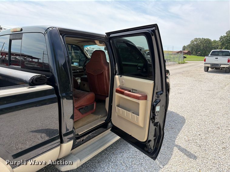 image for item FT6145 2008 Ford F250 Super Duty Lariat King Ranch Crew Cab pickup truck