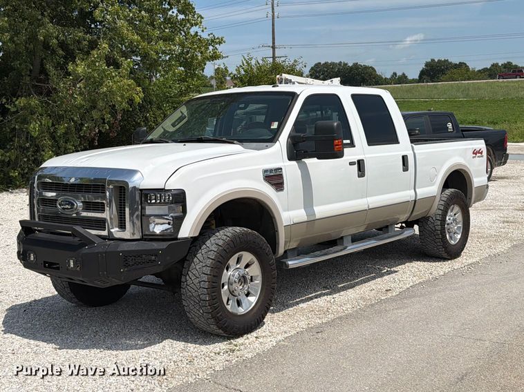 image for item FT6146 2009 Ford F250 Super Duty Lariat Crew Cab pickup truck