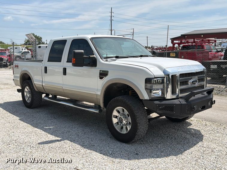 image for item FT6146 2009 Ford F250 Super Duty Lariat Crew Cab pickup truck
