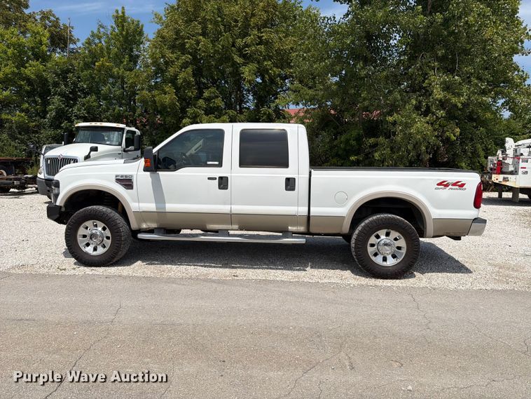 image for item FT6146 2009 Ford F250 Super Duty Lariat Crew Cab pickup truck
