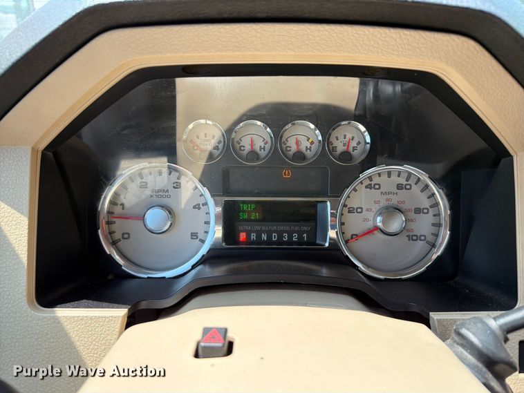 image for item FT6146 2009 Ford F250 Super Duty Lariat Crew Cab pickup truck