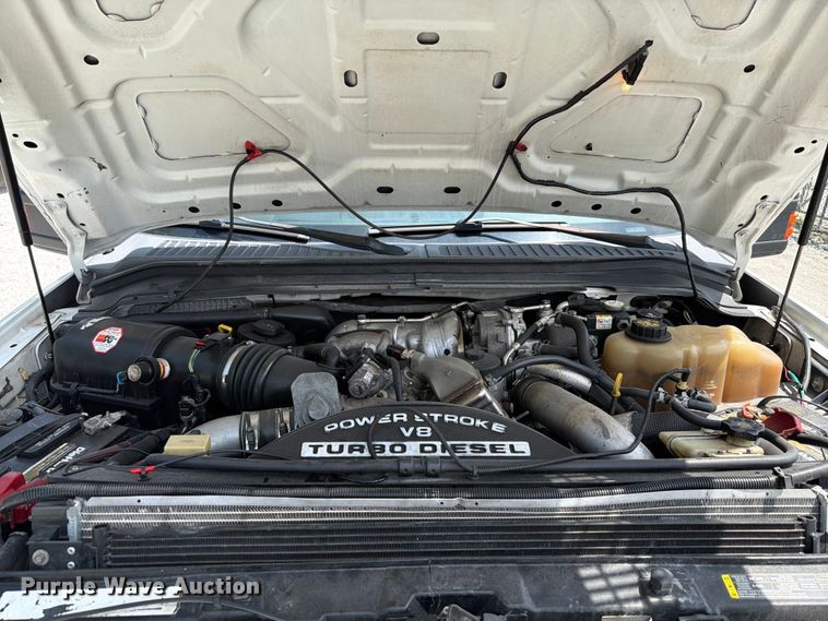 image for item FT6146 2009 Ford F250 Super Duty Lariat Crew Cab pickup truck