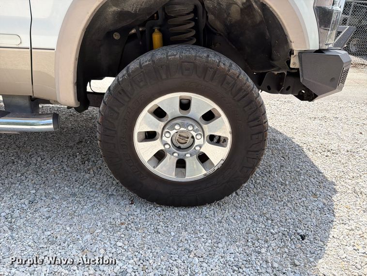 image for item FT6146 2009 Ford F250 Super Duty Lariat Crew Cab pickup truck