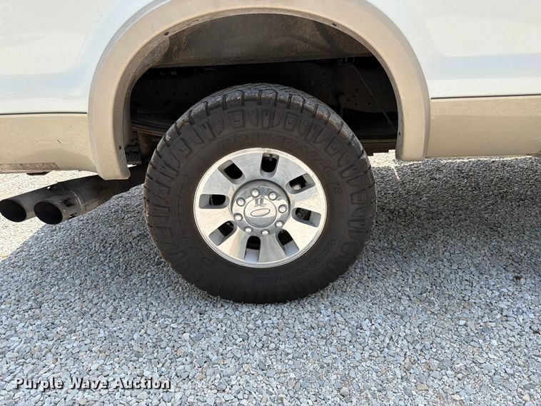 image for item FT6146 2009 Ford F250 Super Duty Lariat Crew Cab pickup truck