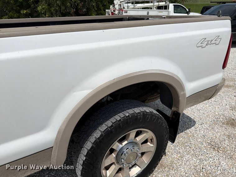 image for item FT6147 2008 Ford F350 Super Duty Lariat King Ranch Crew Cab pickup truck