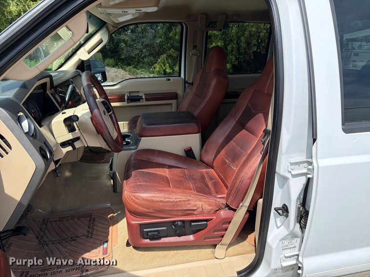 image for item FT6147 2008 Ford F350 Super Duty Lariat King Ranch Crew Cab pickup truck