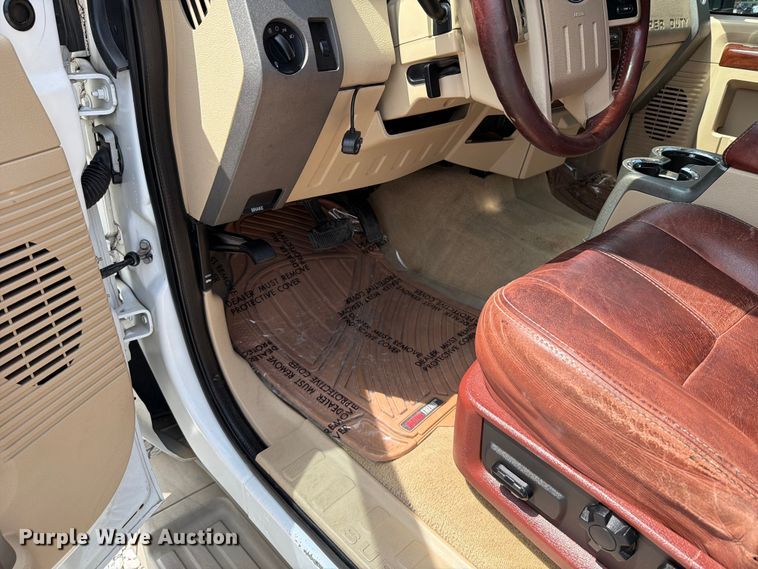 image for item FT6147 2008 Ford F350 Super Duty Lariat King Ranch Crew Cab pickup truck
