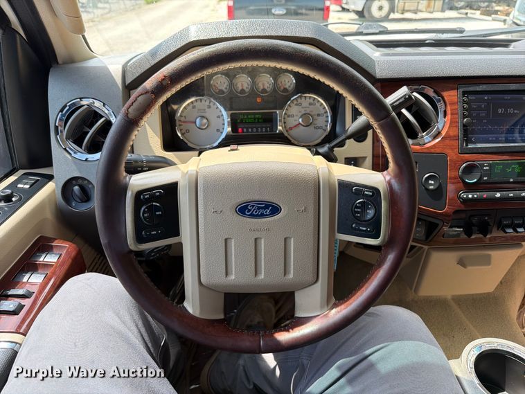 image for item FT6147 2008 Ford F350 Super Duty Lariat King Ranch Crew Cab pickup truck