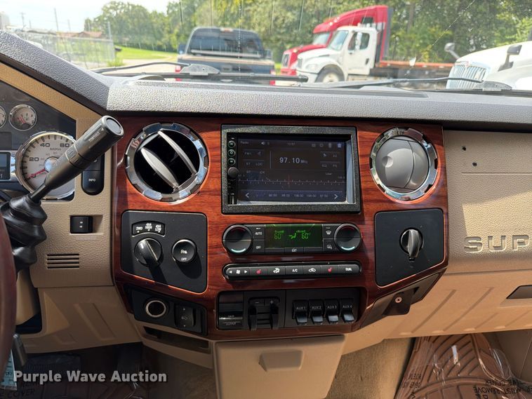 image for item FT6147 2008 Ford F350 Super Duty Lariat King Ranch Crew Cab pickup truck