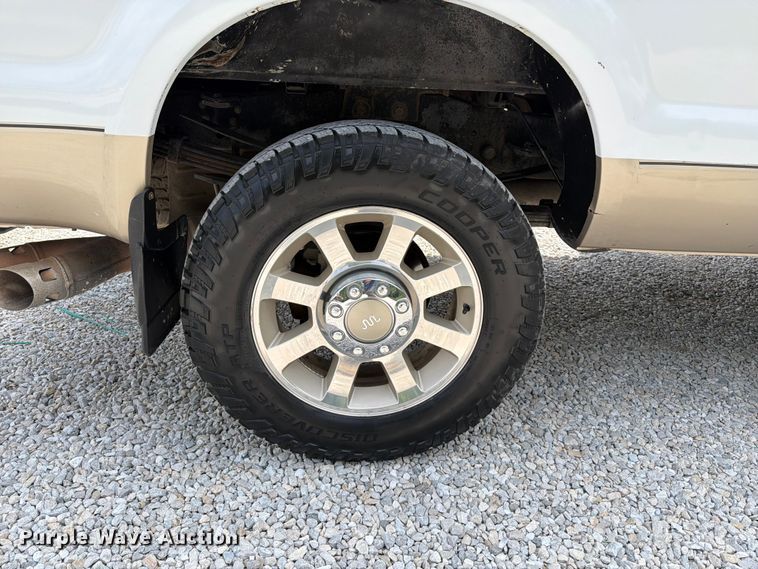 image for item FT6147 2008 Ford F350 Super Duty Lariat King Ranch Crew Cab pickup truck