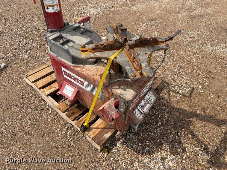 image for item FT6666 Coats 70XAH1 Rim Clamp Tire Machine