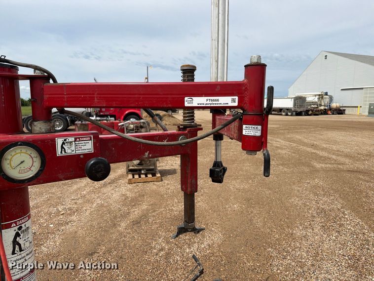image for item FT6666 Coats 70XAH1 Rim Clamp Tire Machine