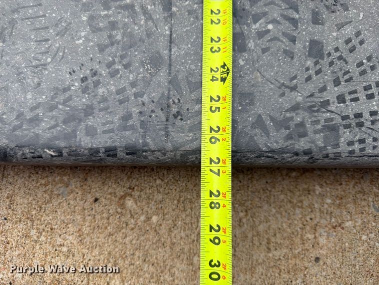 image for item FU4550 2011 Yale MPE060LFN24T2748 pallet jack