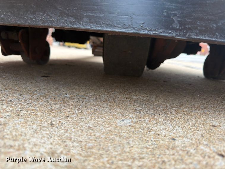 image for item FU4550 2011 Yale MPE060LFN24T2748 pallet jack