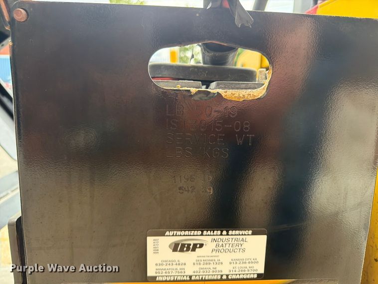image for item FU4554 2018 Yale MPE060LFN24T2748 pallet jack