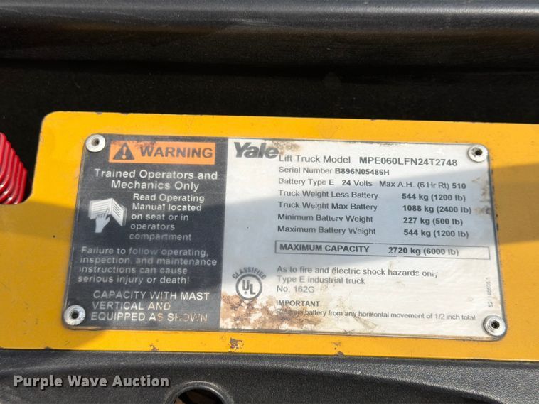 image for item FU4556 2010 Yale MPE060LFN24T2748 pallet jack