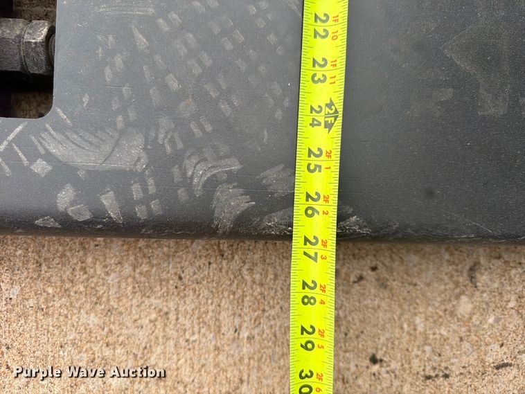 image for item FU4557 2010 Yale MPE060LFN24T2748 pallet jack