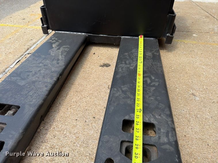 image for item FU4559 2016 Yale MPEO60LFN24T2748 pallet jack