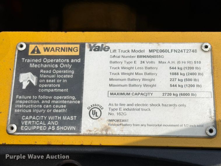 image for item FU4561 2009 Yale MPE060LFN24T2748 pallet jack