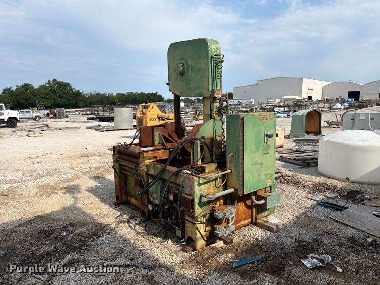 image for item FU4563 (2) DoAll bandsaws