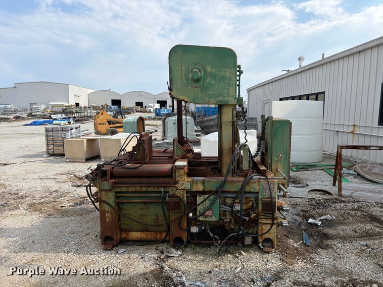image for item FU4563 (2) DoAll bandsaws