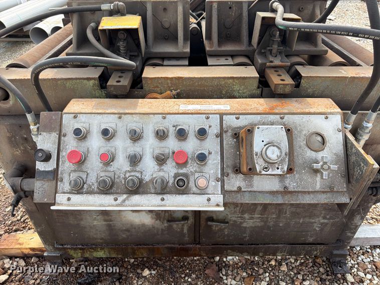image for item FU4563 (2) DoAll bandsaws