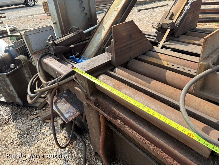 image for item FU4563 (2) DoAll bandsaws